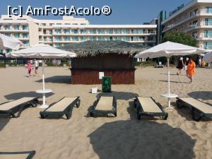 [P11] barul de pe plaja care se deschide la 10 fix » foto by Dragonw
 - 
<span class="allrVoted glyphicon glyphicon-heart hidden" id="av885636"></span>
<a class="m-l-10 hidden" id="sv885636" onclick="voting_Foto_DelVot(,885636,1946)" role="button">șterge vot <span class="glyphicon glyphicon-remove"></span></a>
<a id="v9885636" class=" c-red"  onclick="voting_Foto_SetVot(885636)" role="button"><span class="glyphicon glyphicon-heart-empty"></span> <b>LIKE</b> = Votează poza</a> <img class="hidden"  id="f885636W9" src="/imagini/loader.gif" border="0" /><span class="AjErrMes hidden" id="e885636ErM"></span>