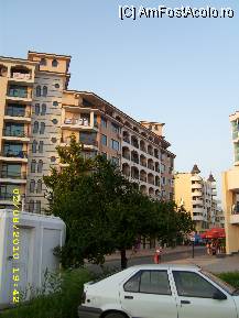 [P04] Imperial se vede in departare. Vedere din punctul de plecare al trenuletelor catre Nessebar vechi. » foto by alex82
 - 
<span class="allrVoted glyphicon glyphicon-heart hidden" id="av111535"></span>
<a class="m-l-10 hidden" id="sv111535" onclick="voting_Foto_DelVot(,111535,1951)" role="button">șterge vot <span class="glyphicon glyphicon-remove"></span></a>
<a id="v9111535" class=" c-red"  onclick="voting_Foto_SetVot(111535)" role="button"><span class="glyphicon glyphicon-heart-empty"></span> <b>LIKE</b> = Votează poza</a> <img class="hidden"  id="f111535W9" src="/imagini/loader.gif" border="0" /><span class="AjErrMes hidden" id="e111535ErM"></span>