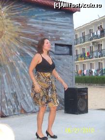 [P03] ' marita animatoare' a hoteluli Imperial » foto by adinuta
 - 
<span class="allrVoted glyphicon glyphicon-heart hidden" id="av100752"></span>
<a class="m-l-10 hidden" id="sv100752" onclick="voting_Foto_DelVot(,100752,1951)" role="button">șterge vot <span class="glyphicon glyphicon-remove"></span></a>
<a id="v9100752" class=" c-red"  onclick="voting_Foto_SetVot(100752)" role="button"><span class="glyphicon glyphicon-heart-empty"></span> <b>LIKE</b> = Votează poza</a> <img class="hidden"  id="f100752W9" src="/imagini/loader.gif" border="0" /><span class="AjErrMes hidden" id="e100752ErM"></span>