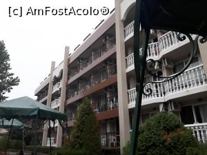 [P02] Hotelul pt camere standard. Parca nu seamana cu Hotelul impozant pe care l-ati văzut, nu?  » foto by Crasniuc
 - 
<span class="allrVoted glyphicon glyphicon-heart hidden" id="av897044"></span>
<a class="m-l-10 hidden" id="sv897044" onclick="voting_Foto_DelVot(,897044,1951)" role="button">șterge vot <span class="glyphicon glyphicon-remove"></span></a>
<a id="v9897044" class=" c-red"  onclick="voting_Foto_SetVot(897044)" role="button"><span class="glyphicon glyphicon-heart-empty"></span> <b>LIKE</b> = Votează poza</a> <img class="hidden"  id="f897044W9" src="/imagini/loader.gif" border="0" /><span class="AjErrMes hidden" id="e897044ErM"></span>