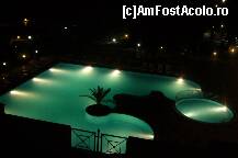 [P05] piscina noaptea » foto by damiza
 - 
<span class="allrVoted glyphicon glyphicon-heart hidden" id="av109191"></span>
<a class="m-l-10 hidden" id="sv109191" onclick="voting_Foto_DelVot(,109191,1951)" role="button">șterge vot <span class="glyphicon glyphicon-remove"></span></a>
<a id="v9109191" class=" c-red"  onclick="voting_Foto_SetVot(109191)" role="button"><span class="glyphicon glyphicon-heart-empty"></span> <b>LIKE</b> = Votează poza</a> <img class="hidden"  id="f109191W9" src="/imagini/loader.gif" border="0" /><span class="AjErrMes hidden" id="e109191ErM"></span>