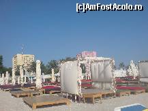 [P05] Plaja Mambo - in prim plan paturile si baldachinele. In departare se vede hotelul National » foto by tabache
 - 
<span class="allrVoted glyphicon glyphicon-heart hidden" id="av460077"></span>
<a class="m-l-10 hidden" id="sv460077" onclick="voting_Foto_DelVot(,460077,1954)" role="button">șterge vot <span class="glyphicon glyphicon-remove"></span></a>
<a id="v9460077" class=" c-red"  onclick="voting_Foto_SetVot(460077)" role="button"><span class="glyphicon glyphicon-heart-empty"></span> <b>LIKE</b> = Votează poza</a> <img class="hidden"  id="f460077W9" src="/imagini/loader.gif" border="0" /><span class="AjErrMes hidden" id="e460077ErM"></span>