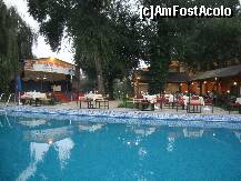 [P08] Terasa unde puteai lua masa, aflata langa piscina hotelului. » foto by fluturas1*
 - 
<span class="allrVoted glyphicon glyphicon-heart hidden" id="av131488"></span>
<a class="m-l-10 hidden" id="sv131488" onclick="voting_Foto_DelVot(,131488,1955)" role="button">șterge vot <span class="glyphicon glyphicon-remove"></span></a>
<a id="v9131488" class=" c-red"  onclick="voting_Foto_SetVot(131488)" role="button"><span class="glyphicon glyphicon-heart-empty"></span> <b>LIKE</b> = Votează poza</a> <img class="hidden"  id="f131488W9" src="/imagini/loader.gif" border="0" /><span class="AjErrMes hidden" id="e131488ErM"></span>