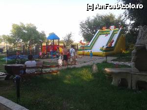 [P03] Parc de joaca bine dotat » foto by bigbrother
 - 
<span class="allrVoted glyphicon glyphicon-heart hidden" id="av446544"></span>
<a class="m-l-10 hidden" id="sv446544" onclick="voting_Foto_DelVot(,446544,1955)" role="button">șterge vot <span class="glyphicon glyphicon-remove"></span></a>
<a id="v9446544" class=" c-red"  onclick="voting_Foto_SetVot(446544)" role="button"><span class="glyphicon glyphicon-heart-empty"></span> <b>LIKE</b> = Votează poza</a> <img class="hidden"  id="f446544W9" src="/imagini/loader.gif" border="0" /><span class="AjErrMes hidden" id="e446544ErM"></span>