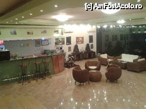 [P07] Bar interior seara » foto by bigbrother
 - 
<span class="allrVoted glyphicon glyphicon-heart hidden" id="av446548"></span>
<a class="m-l-10 hidden" id="sv446548" onclick="voting_Foto_DelVot(,446548,1955)" role="button">șterge vot <span class="glyphicon glyphicon-remove"></span></a>
<a id="v9446548" class=" c-red"  onclick="voting_Foto_SetVot(446548)" role="button"><span class="glyphicon glyphicon-heart-empty"></span> <b>LIKE</b> = Votează poza</a> <img class="hidden"  id="f446548W9" src="/imagini/loader.gif" border="0" /><span class="AjErrMes hidden" id="e446548ErM"></span>