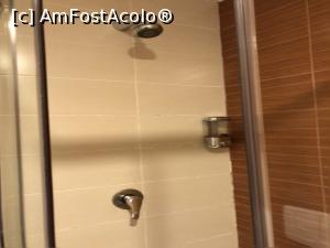 [P11] Parc Hotel Alba Iulia - duşul fix » foto by nicole33
 - 
<span class="allrVoted glyphicon glyphicon-heart hidden" id="av953651"></span>
<a class="m-l-10 hidden" id="sv953651" onclick="voting_Foto_DelVot(,953651,1971)" role="button">șterge vot <span class="glyphicon glyphicon-remove"></span></a>
<a id="v9953651" class=" c-red"  onclick="voting_Foto_SetVot(953651)" role="button"><span class="glyphicon glyphicon-heart-empty"></span> <b>LIKE</b> = Votează poza</a> <img class="hidden"  id="f953651W9" src="/imagini/loader.gif" border="0" /><span class="AjErrMes hidden" id="e953651ErM"></span>