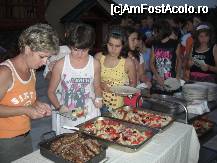 [P03] Meniul din aceasta seara? Un gratar gustos servit in aer liber! » foto by Terra Mythica
 - 
<span class="allrVoted glyphicon glyphicon-heart hidden" id="av31785"></span>
<a class="m-l-10 hidden" id="sv31785" onclick="voting_Foto_DelVot(,31785,1972)" role="button">șterge vot <span class="glyphicon glyphicon-remove"></span></a>
<a id="v931785" class=" c-red"  onclick="voting_Foto_SetVot(31785)" role="button"><span class="glyphicon glyphicon-heart-empty"></span> <b>LIKE</b> = Votează poza</a> <img class="hidden"  id="f31785W9" src="/imagini/loader.gif" border="0" /><span class="AjErrMes hidden" id="e31785ErM"></span>