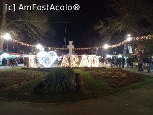 [P07] La Targul de Craciun » foto by Mika
 - 
<span class="allrVoted glyphicon glyphicon-heart hidden" id="av1277259"></span>
<a class="m-l-10 hidden" id="sv1277259" onclick="voting_Foto_DelVot(,1277259,1982)" role="button">șterge vot <span class="glyphicon glyphicon-remove"></span></a>
<a id="v91277259" class=" c-red"  onclick="voting_Foto_SetVot(1277259)" role="button"><span class="glyphicon glyphicon-heart-empty"></span> <b>LIKE</b> = Votează poza</a> <img class="hidden"  id="f1277259W9" src="/imagini/loader.gif" border="0" /><span class="AjErrMes hidden" id="e1277259ErM"></span>