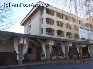 [P02] Hotel Posada - Curtea de Argeș. Terasa.  » foto by iulianic
 - 
<span class="allrVoted glyphicon glyphicon-heart hidden" id="av818730"></span>
<a class="m-l-10 hidden" id="sv818730" onclick="voting_Foto_DelVot(,818730,1993)" role="button">șterge vot <span class="glyphicon glyphicon-remove"></span></a>
<a id="v9818730" class=" c-red"  onclick="voting_Foto_SetVot(818730)" role="button"><span class="glyphicon glyphicon-heart-empty"></span> <b>LIKE</b> = Votează poza</a> <img class="hidden"  id="f818730W9" src="/imagini/loader.gif" border="0" /><span class="AjErrMes hidden" id="e818730ErM"></span>