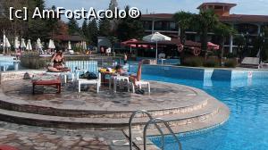 [P04] insula de la piscină » foto by vivi2002
 - 
<span class="allrVoted glyphicon glyphicon-heart hidden" id="av1389129"></span>
<a class="m-l-10 hidden" id="sv1389129" onclick="voting_Foto_DelVot(,1389129,1998)" role="button">șterge vot <span class="glyphicon glyphicon-remove"></span></a>
<a id="v91389129" class=" c-red"  onclick="voting_Foto_SetVot(1389129)" role="button"><span class="glyphicon glyphicon-heart-empty"></span> <b>LIKE</b> = Votează poza</a> <img class="hidden"  id="f1389129W9" src="/imagini/loader.gif" border="0" /><span class="AjErrMes hidden" id="e1389129ErM"></span>