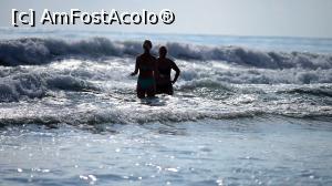 [P09] valuri Suny Beach » foto by vivi2002
 - 
<span class="allrVoted glyphicon glyphicon-heart hidden" id="av1389134"></span>
<a class="m-l-10 hidden" id="sv1389134" onclick="voting_Foto_DelVot(,1389134,1998)" role="button">șterge vot <span class="glyphicon glyphicon-remove"></span></a>
<a id="v91389134" class=" c-red"  onclick="voting_Foto_SetVot(1389134)" role="button"><span class="glyphicon glyphicon-heart-empty"></span> <b>LIKE</b> = Votează poza</a> <img class="hidden"  id="f1389134W9" src="/imagini/loader.gif" border="0" /><span class="AjErrMes hidden" id="e1389134ErM"></span>