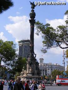 [P12] Christofor Columb aratind spre mare la capatul La Rambla » foto by zpedro*
 - 
<span class="allrVoted glyphicon glyphicon-heart hidden" id="av95876"></span>
<a class="m-l-10 hidden" id="sv95876" onclick="voting_Foto_DelVot(,95876,1999)" role="button">șterge vot <span class="glyphicon glyphicon-remove"></span></a>
<a id="v995876" class=" c-red"  onclick="voting_Foto_SetVot(95876)" role="button"><span class="glyphicon glyphicon-heart-empty"></span> <b>LIKE</b> = Votează poza</a> <img class="hidden"  id="f95876W9" src="/imagini/loader.gif" border="0" /><span class="AjErrMes hidden" id="e95876ErM"></span>