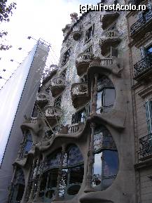[P22] Casa Batllo opera lui Antonio Gaudi » foto by zpedro*
 - 
<span class="allrVoted glyphicon glyphicon-heart hidden" id="av95886"></span>
<a class="m-l-10 hidden" id="sv95886" onclick="voting_Foto_DelVot(,95886,1999)" role="button">șterge vot <span class="glyphicon glyphicon-remove"></span></a>
<a id="v995886" class=" c-red"  onclick="voting_Foto_SetVot(95886)" role="button"><span class="glyphicon glyphicon-heart-empty"></span> <b>LIKE</b> = Votează poza</a> <img class="hidden"  id="f95886W9" src="/imagini/loader.gif" border="0" /><span class="AjErrMes hidden" id="e95886ErM"></span>