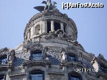 [P26] dupa aceasta cladire, situata pe partea stanga cum vi de pe La Ramblas catre PS de Gracia este si La Vaca Paca » foto by roth
 - 
<span class="allrVoted glyphicon glyphicon-heart hidden" id="av266066"></span>
<a class="m-l-10 hidden" id="sv266066" onclick="voting_Foto_DelVot(,266066,1999)" role="button">șterge vot <span class="glyphicon glyphicon-remove"></span></a>
<a id="v9266066" class=" c-red"  onclick="voting_Foto_SetVot(266066)" role="button"><span class="glyphicon glyphicon-heart-empty"></span> <b>LIKE</b> = Votează poza</a> <img class="hidden"  id="f266066W9" src="/imagini/loader.gif" border="0" /><span class="AjErrMes hidden" id="e266066ErM"></span>