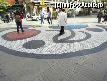 [P97] Mozaicul lui Joan Miro, de pe la mijlocul Las Ramblas. » foto by TraianS
 - 
<span class="allrVoted glyphicon glyphicon-heart hidden" id="av291540"></span>
<a class="m-l-10 hidden" id="sv291540" onclick="voting_Foto_DelVot(,291540,1999)" role="button">șterge vot <span class="glyphicon glyphicon-remove"></span></a>
<a id="v9291540" class=" c-red"  onclick="voting_Foto_SetVot(291540)" role="button"><span class="glyphicon glyphicon-heart-empty"></span> <b>LIKE</b> = Votează poza</a> <img class="hidden"  id="f291540W9" src="/imagini/loader.gif" border="0" /><span class="AjErrMes hidden" id="e291540ErM"></span>