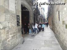 [P123] Strada Montcada si intrarea la Muzeul Picasso, in stanga. Tot pe strada asta e si Barbier Mueller. » foto by TraianS
 - 
<span class="allrVoted glyphicon glyphicon-heart hidden" id="av294416"></span>
<a class="m-l-10 hidden" id="sv294416" onclick="voting_Foto_DelVot(,294416,1999)" role="button">șterge vot <span class="glyphicon glyphicon-remove"></span></a>
<a id="v9294416" class=" c-red"  onclick="voting_Foto_SetVot(294416)" role="button"><span class="glyphicon glyphicon-heart-empty"></span> <b>LIKE</b> = Votează poza</a> <img class="hidden"  id="f294416W9" src="/imagini/loader.gif" border="0" /><span class="AjErrMes hidden" id="e294416ErM"></span>