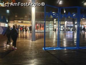 [P05] mallul din port » foto by robert
 - 
<span class="allrVoted glyphicon glyphicon-heart hidden" id="av1172082"></span>
<a class="m-l-10 hidden" id="sv1172082" onclick="voting_Foto_DelVot(,1172082,1999)" role="button">șterge vot <span class="glyphicon glyphicon-remove"></span></a>
<a id="v91172082" class=" c-red"  onclick="voting_Foto_SetVot(1172082)" role="button"><span class="glyphicon glyphicon-heart-empty"></span> <b>LIKE</b> = Votează poza</a> <img class="hidden"  id="f1172082W9" src="/imagini/loader.gif" border="0" /><span class="AjErrMes hidden" id="e1172082ErM"></span>
