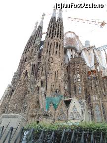 [P01] Sagrada Familia, o catedrala impunatoare superba care nu trebuie ratata atunci cand vizitati Barcelona » foto by bogdanfifa
 - 
<span class="allrVoted glyphicon glyphicon-heart hidden" id="av320442"></span>
<a class="m-l-10 hidden" id="sv320442" onclick="voting_Foto_DelVot(,320442,1999)" role="button">șterge vot <span class="glyphicon glyphicon-remove"></span></a>
<a id="v9320442" class=" c-red"  onclick="voting_Foto_SetVot(320442)" role="button"><span class="glyphicon glyphicon-heart-empty"></span> <b>LIKE</b> = Votează poza</a> <img class="hidden"  id="f320442W9" src="/imagini/loader.gif" border="0" /><span class="AjErrMes hidden" id="e320442ErM"></span>