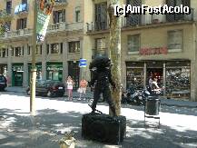 [P03] oameni-statui pe ........la rambla » foto by celeste
 - 
<span class="allrVoted glyphicon glyphicon-heart hidden" id="av135835"></span>
<a class="m-l-10 hidden" id="sv135835" onclick="voting_Foto_DelVot(,135835,1999)" role="button">șterge vot <span class="glyphicon glyphicon-remove"></span></a>
<a id="v9135835" class=" c-red"  onclick="voting_Foto_SetVot(135835)" role="button"><span class="glyphicon glyphicon-heart-empty"></span> <b>LIKE</b> = Votează poza</a> <img class="hidden"  id="f135835W9" src="/imagini/loader.gif" border="0" /><span class="AjErrMes hidden" id="e135835ErM"></span>