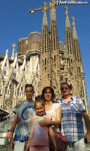 [P02] sagrada Familia » foto by roxi-nico
 - 
<span class="allrVoted glyphicon glyphicon-heart hidden" id="av635270"></span>
<a class="m-l-10 hidden" id="sv635270" onclick="voting_Foto_DelVot(,635270,1999)" role="button">șterge vot <span class="glyphicon glyphicon-remove"></span></a>
<a id="v9635270" class=" c-red"  onclick="voting_Foto_SetVot(635270)" role="button"><span class="glyphicon glyphicon-heart-empty"></span> <b>LIKE</b> = Votează poza</a> <img class="hidden"  id="f635270W9" src="/imagini/loader.gif" border="0" /><span class="AjErrMes hidden" id="e635270ErM"></span>