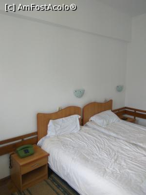 [P03] Camera Hotel Venus » foto by micamiha
 - 
<span class="allrVoted glyphicon glyphicon-heart hidden" id="av1004727"></span>
<a class="m-l-10 hidden" id="sv1004727" onclick="voting_Foto_DelVot(,1004727,2004)" role="button">șterge vot <span class="glyphicon glyphicon-remove"></span></a>
<a id="v91004727" class=" c-red"  onclick="voting_Foto_SetVot(1004727)" role="button"><span class="glyphicon glyphicon-heart-empty"></span> <b>LIKE</b> = Votează poza</a> <img class="hidden"  id="f1004727W9" src="/imagini/loader.gif" border="0" /><span class="AjErrMes hidden" id="e1004727ErM"></span>