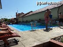 [P35] piscina semiolimpica » foto by roth
 - 
<span class="allrVoted glyphicon glyphicon-heart hidden" id="av209686"></span>
<a class="m-l-10 hidden" id="sv209686" onclick="voting_Foto_DelVot(,209686,2014)" role="button">șterge vot <span class="glyphicon glyphicon-remove"></span></a>
<a id="v9209686" class=" c-red"  onclick="voting_Foto_SetVot(209686)" role="button"><span class="glyphicon glyphicon-heart-empty"></span> <b>LIKE</b> = Votează poza</a> <img class="hidden"  id="f209686W9" src="/imagini/loader.gif" border="0" /><span class="AjErrMes hidden" id="e209686ErM"></span>