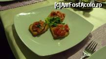 [P23] Restaurantul Hotelului Perla [1 Mai] - bruschete.  » foto by Dragoș_MD
 - 
<span class="allrVoted glyphicon glyphicon-heart hidden" id="av394291"></span>
<a class="m-l-10 hidden" id="sv394291" onclick="voting_Foto_DelVot(,394291,2014)" role="button">șterge vot <span class="glyphicon glyphicon-remove"></span></a>
<a id="v9394291" class=" c-red"  onclick="voting_Foto_SetVot(394291)" role="button"><span class="glyphicon glyphicon-heart-empty"></span> <b>LIKE</b> = Votează poza</a> <img class="hidden"  id="f394291W9" src="/imagini/loader.gif" border="0" /><span class="AjErrMes hidden" id="e394291ErM"></span>