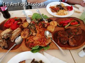 [P02] Platou pentru 4persoane delicios și repede servit » foto by dyna21
 - 
<span class="allrVoted glyphicon glyphicon-heart hidden" id="av1107386"></span>
<a class="m-l-10 hidden" id="sv1107386" onclick="voting_Foto_DelVot(,1107386,2014)" role="button">șterge vot <span class="glyphicon glyphicon-remove"></span></a>
<a id="v91107386" class=" c-red"  onclick="voting_Foto_SetVot(1107386)" role="button"><span class="glyphicon glyphicon-heart-empty"></span> <b>LIKE</b> = Votează poza</a> <img class="hidden"  id="f1107386W9" src="/imagini/loader.gif" border="0" /><span class="AjErrMes hidden" id="e1107386ErM"></span>