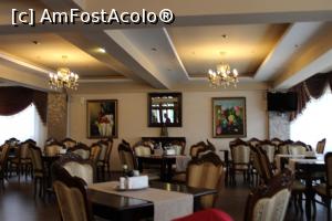 [P28] Oradea, Hotel Imperio, Sala Micului Dejun în așteptarea oaspeților » foto by mprofeanu
 - 
<span class="allrVoted glyphicon glyphicon-heart hidden" id="av1128826"></span>
<a class="m-l-10 hidden" id="sv1128826" onclick="voting_Foto_DelVot(,1128826,2015)" role="button">șterge vot <span class="glyphicon glyphicon-remove"></span></a>
<a id="v91128826" class=" c-red"  onclick="voting_Foto_SetVot(1128826)" role="button"><span class="glyphicon glyphicon-heart-empty"></span> <b>LIKE</b> = Votează poza</a> <img class="hidden"  id="f1128826W9" src="/imagini/loader.gif" border="0" /><span class="AjErrMes hidden" id="e1128826ErM"></span>