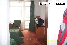 [P02] Camera dubla Hotel Termal cu TV, mini-bar, balcon » foto by raducondurache
 - 
<span class="allrVoted glyphicon glyphicon-heart hidden" id="av186561"></span>
<a class="m-l-10 hidden" id="sv186561" onclick="voting_Foto_DelVot(,186561,2019)" role="button">șterge vot <span class="glyphicon glyphicon-remove"></span></a>
<a id="v9186561" class=" c-red"  onclick="voting_Foto_SetVot(186561)" role="button"><span class="glyphicon glyphicon-heart-empty"></span> <b>LIKE</b> = Votează poza</a> <img class="hidden"  id="f186561W9" src="/imagini/loader.gif" border="0" /><span class="AjErrMes hidden" id="e186561ErM"></span>