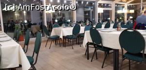 [P07] Restaurant cu vedere la parc » foto by Petru Țipău
 - 
<span class="allrVoted glyphicon glyphicon-heart hidden" id="av1030189"></span>
<a class="m-l-10 hidden" id="sv1030189" onclick="voting_Foto_DelVot(,1030189,2027)" role="button">șterge vot <span class="glyphicon glyphicon-remove"></span></a>
<a id="v91030189" class=" c-red"  onclick="voting_Foto_SetVot(1030189)" role="button"><span class="glyphicon glyphicon-heart-empty"></span> <b>LIKE</b> = Votează poza</a> <img class="hidden"  id="f1030189W9" src="/imagini/loader.gif" border="0" /><span class="AjErrMes hidden" id="e1030189ErM"></span>