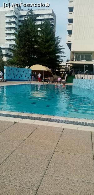 [P01] Una din cele 3 piscine » foto by nadira23
 - 
<span class="allrVoted glyphicon glyphicon-heart hidden" id="av1195826"></span>
<a class="m-l-10 hidden" id="sv1195826" onclick="voting_Foto_DelVot(,1195826,2028)" role="button">șterge vot <span class="glyphicon glyphicon-remove"></span></a>
<a id="v91195826" class=" c-red"  onclick="voting_Foto_SetVot(1195826)" role="button"><span class="glyphicon glyphicon-heart-empty"></span> <b>LIKE</b> = Votează poza</a> <img class="hidden"  id="f1195826W9" src="/imagini/loader.gif" border="0" /><span class="AjErrMes hidden" id="e1195826ErM"></span>