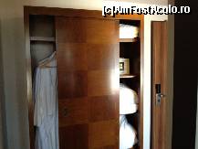 [P08] Dulapul de pe hol cu dotările incluse » foto by mauricius*
 - 
<span class="allrVoted glyphicon glyphicon-heart hidden" id="av420303"></span>
<a class="m-l-10 hidden" id="sv420303" onclick="voting_Foto_DelVot(,420303,2029)" role="button">șterge vot <span class="glyphicon glyphicon-remove"></span></a>
<a id="v9420303" class=" c-red"  onclick="voting_Foto_SetVot(420303)" role="button"><span class="glyphicon glyphicon-heart-empty"></span> <b>LIKE</b> = Votează poza</a> <img class="hidden"  id="f420303W9" src="/imagini/loader.gif" border="0" /><span class="AjErrMes hidden" id="e420303ErM"></span>