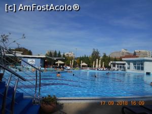 [P06] in partea stanga e piscina cu apa termala » foto by zlatna
 - 
<span class="allrVoted glyphicon glyphicon-heart hidden" id="av1018757"></span>
<a class="m-l-10 hidden" id="sv1018757" onclick="voting_Foto_DelVot(,1018757,2030)" role="button">șterge vot <span class="glyphicon glyphicon-remove"></span></a>
<a id="v91018757" class=" c-red"  onclick="voting_Foto_SetVot(1018757)" role="button"><span class="glyphicon glyphicon-heart-empty"></span> <b>LIKE</b> = Votează poza</a> <img class="hidden"  id="f1018757W9" src="/imagini/loader.gif" border="0" /><span class="AjErrMes hidden" id="e1018757ErM"></span>