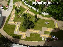 [P07] terenul de mini golf...vedere de la etajul 8! » foto by geni
 - 
<span class="allrVoted glyphicon glyphicon-heart hidden" id="av100585"></span>
<a class="m-l-10 hidden" id="sv100585" onclick="voting_Foto_DelVot(,100585,2030)" role="button">șterge vot <span class="glyphicon glyphicon-remove"></span></a>
<a id="v9100585" class=" c-red"  onclick="voting_Foto_SetVot(100585)" role="button"><span class="glyphicon glyphicon-heart-empty"></span> <b>LIKE</b> = Votează poza</a> <img class="hidden"  id="f100585W9" src="/imagini/loader.gif" border="0" /><span class="AjErrMes hidden" id="e100585ErM"></span>