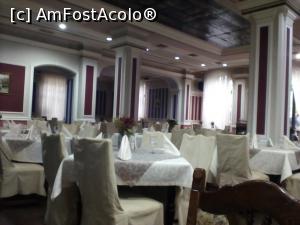 [P09] Restaurantul (una dintre sali) este chiar frumos si cu gust decorat. La mancare mai este de umblat dar nu e jale.  » foto by Albinoium
 - 
<span class="allrVoted glyphicon glyphicon-heart hidden" id="av747236"></span>
<a class="m-l-10 hidden" id="sv747236" onclick="voting_Foto_DelVot(,747236,2041)" role="button">șterge vot <span class="glyphicon glyphicon-remove"></span></a>
<a id="v9747236" class=" c-red"  onclick="voting_Foto_SetVot(747236)" role="button"><span class="glyphicon glyphicon-heart-empty"></span> <b>LIKE</b> = Votează poza</a> <img class="hidden"  id="f747236W9" src="/imagini/loader.gif" border="0" /><span class="AjErrMes hidden" id="e747236ErM"></span>