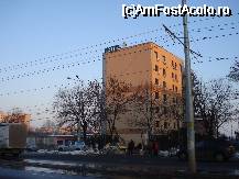 [P12] Hotelul Sir colentina situat imediat langa podul peste raul Colentina » foto by ionescunic
 - 
<span class="allrVoted glyphicon glyphicon-heart hidden" id="av44765"></span>
<a class="m-l-10 hidden" id="sv44765" onclick="voting_Foto_DelVot(,44765,2079)" role="button">șterge vot <span class="glyphicon glyphicon-remove"></span></a>
<a id="v944765" class=" c-red"  onclick="voting_Foto_SetVot(44765)" role="button"><span class="glyphicon glyphicon-heart-empty"></span> <b>LIKE</b> = Votează poza</a> <img class="hidden"  id="f44765W9" src="/imagini/loader.gif" border="0" /><span class="AjErrMes hidden" id="e44765ErM"></span>