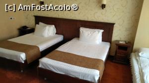 [P12] Hotel Internațional București - camera 210 dublă twin » foto by creivean
 - 
<span class="allrVoted glyphicon glyphicon-heart hidden" id="av1303118"></span>
<a class="m-l-10 hidden" id="sv1303118" onclick="voting_Foto_DelVot(,1303118,2093)" role="button">șterge vot <span class="glyphicon glyphicon-remove"></span></a>
<a id="v91303118" class=" c-red"  onclick="voting_Foto_SetVot(1303118)" role="button"><span class="glyphicon glyphicon-heart-empty"></span> <b>LIKE</b> = Votează poza</a> <img class="hidden"  id="f1303118W9" src="/imagini/loader.gif" border="0" /><span class="AjErrMes hidden" id="e1303118ErM"></span>