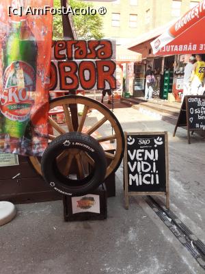 [P02] PIAȚA   OBOR » foto by Miri0822
 - 
<span class="allrVoted glyphicon glyphicon-heart hidden" id="av1394412"></span>
<a class="m-l-10 hidden" id="sv1394412" onclick="voting_Foto_DelVot(,1394412,2113)" role="button">șterge vot <span class="glyphicon glyphicon-remove"></span></a>
<a id="v91394412" class=" c-red"  onclick="voting_Foto_SetVot(1394412)" role="button"><span class="glyphicon glyphicon-heart-empty"></span> <b>LIKE</b> = Votează poza</a> <img class="hidden"  id="f1394412W9" src="/imagini/loader.gif" border="0" /><span class="AjErrMes hidden" id="e1394412ErM"></span>
