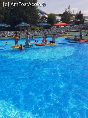 [P03] WATER  PARK OTOPENI » foto by Miri0822
 - 
<span class="allrVoted glyphicon glyphicon-heart hidden" id="av1394413"></span>
<a class="m-l-10 hidden" id="sv1394413" onclick="voting_Foto_DelVot(,1394413,2113)" role="button">șterge vot <span class="glyphicon glyphicon-remove"></span></a>
<a id="v91394413" class=" c-red"  onclick="voting_Foto_SetVot(1394413)" role="button"><span class="glyphicon glyphicon-heart-empty"></span> <b>LIKE</b> = Votează poza</a> <img class="hidden"  id="f1394413W9" src="/imagini/loader.gif" border="0" /><span class="AjErrMes hidden" id="e1394413ErM"></span>