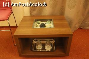 [P10] Otopeni, Rin Airport Hotel, Măsuța pentru cafea » foto by mprofeanu
 - 
<span class="allrVoted glyphicon glyphicon-heart hidden" id="av1063294"></span>
<a class="m-l-10 hidden" id="sv1063294" onclick="voting_Foto_DelVot(,1063294,2113)" role="button">șterge vot <span class="glyphicon glyphicon-remove"></span></a>
<a id="v91063294" class=" c-red"  onclick="voting_Foto_SetVot(1063294)" role="button"><span class="glyphicon glyphicon-heart-empty"></span> <b>LIKE</b> = Votează poza</a> <img class="hidden"  id="f1063294W9" src="/imagini/loader.gif" border="0" /><span class="AjErrMes hidden" id="e1063294ErM"></span>