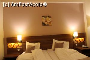 [P08] Otopeni, Rin Airport Hotel, Doi în unul, paturi » foto by mprofeanu
 - 
<span class="allrVoted glyphicon glyphicon-heart hidden" id="av1063292"></span>
<a class="m-l-10 hidden" id="sv1063292" onclick="voting_Foto_DelVot(,1063292,2113)" role="button">șterge vot <span class="glyphicon glyphicon-remove"></span></a>
<a id="v91063292" class=" c-red"  onclick="voting_Foto_SetVot(1063292)" role="button"><span class="glyphicon glyphicon-heart-empty"></span> <b>LIKE</b> = Votează poza</a> <img class="hidden"  id="f1063292W9" src="/imagini/loader.gif" border="0" /><span class="AjErrMes hidden" id="e1063292ErM"></span>