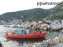 [P20] Agia Chiriachi - la pescuit » foto by Patzy
 - 
<span class="allrVoted glyphicon glyphicon-heart hidden" id="av236311"></span>
<a class="m-l-10 hidden" id="sv236311" onclick="voting_Foto_DelVot(,236311,2124)" role="button">șterge vot <span class="glyphicon glyphicon-remove"></span></a>
<a id="v9236311" class=" c-red"  onclick="voting_Foto_SetVot(236311)" role="button"><span class="glyphicon glyphicon-heart-empty"></span> <b>LIKE</b> = Votează poza</a> <img class="hidden"  id="f236311W9" src="/imagini/loader.gif" border="0" /><span class="AjErrMes hidden" id="e236311ErM"></span>