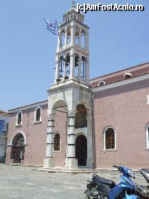 [P15] Biserica Panagia Limnia una din cele doua care vegheaza orasul de pe cele doua coline ale sale » foto by Cristian_h
 - 
<span class="allrVoted glyphicon glyphicon-heart hidden" id="av114692"></span>
<a class="m-l-10 hidden" id="sv114692" onclick="voting_Foto_DelVot(,114692,2124)" role="button">șterge vot <span class="glyphicon glyphicon-remove"></span></a>
<a id="v9114692" class=" c-red"  onclick="voting_Foto_SetVot(114692)" role="button"><span class="glyphicon glyphicon-heart-empty"></span> <b>LIKE</b> = Votează poza</a> <img class="hidden"  id="f114692W9" src="/imagini/loader.gif" border="0" /><span class="AjErrMes hidden" id="e114692ErM"></span>