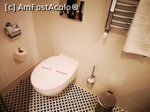 [P10] Hotel Caro - camea 301; baia » foto by crismis
 - 
<span class="allrVoted glyphicon glyphicon-heart hidden" id="av1272537"></span>
<a class="m-l-10 hidden" id="sv1272537" onclick="voting_Foto_DelVot(,1272537,2131)" role="button">șterge vot <span class="glyphicon glyphicon-remove"></span></a>
<a id="v91272537" class=" c-red"  onclick="voting_Foto_SetVot(1272537)" role="button"><span class="glyphicon glyphicon-heart-empty"></span> <b>LIKE</b> = Votează poza</a> <img class="hidden"  id="f1272537W9" src="/imagini/loader.gif" border="0" /><span class="AjErrMes hidden" id="e1272537ErM"></span>