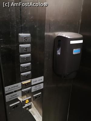 [P17] Informații utile în lift » foto by crismis
 - 
<span class="allrVoted glyphicon glyphicon-heart hidden" id="av1272544"></span>
<a class="m-l-10 hidden" id="sv1272544" onclick="voting_Foto_DelVot(,1272544,2131)" role="button">șterge vot <span class="glyphicon glyphicon-remove"></span></a>
<a id="v91272544" class=" c-red"  onclick="voting_Foto_SetVot(1272544)" role="button"><span class="glyphicon glyphicon-heart-empty"></span> <b>LIKE</b> = Votează poza</a> <img class="hidden"  id="f1272544W9" src="/imagini/loader.gif" border="0" /><span class="AjErrMes hidden" id="e1272544ErM"></span>