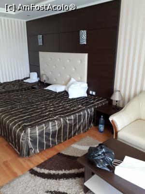 [P05] Vedere cu intrerupatoarele de la capatul patului » foto by bigman_1971
 - 
<span class="allrVoted glyphicon glyphicon-heart hidden" id="av964727"></span>
<a class="m-l-10 hidden" id="sv964727" onclick="voting_Foto_DelVot(,964727,2141)" role="button">șterge vot <span class="glyphicon glyphicon-remove"></span></a>
<a id="v9964727" class=" c-red"  onclick="voting_Foto_SetVot(964727)" role="button"><span class="glyphicon glyphicon-heart-empty"></span> <b>LIKE</b> = Votează poza</a> <img class="hidden"  id="f964727W9" src="/imagini/loader.gif" border="0" /><span class="AjErrMes hidden" id="e964727ErM"></span>