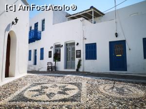 [P17] Plaka - mozaicuri din pietricele lângă biserică » foto by crismis
 - 
<span class="allrVoted glyphicon glyphicon-heart hidden" id="av1171180"></span>
<a class="m-l-10 hidden" id="sv1171180" onclick="voting_Foto_DelVot(,1171180,2166)" role="button">șterge vot <span class="glyphicon glyphicon-remove"></span></a>
<a id="v91171180" class=" c-red"  onclick="voting_Foto_SetVot(1171180)" role="button"><span class="glyphicon glyphicon-heart-empty"></span> <b>LIKE</b> = Votează poza</a> <img class="hidden"  id="f1171180W9" src="/imagini/loader.gif" border="0" /><span class="AjErrMes hidden" id="e1171180ErM"></span>