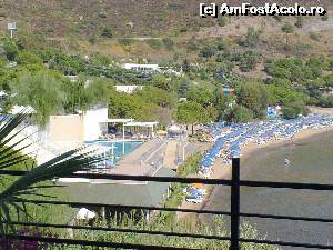 [P13] Onyria Claros Beach - una din piscine, plaja și marea văzute din grădina mea » foto by nicole33
 - 
<span class="allrVoted glyphicon glyphicon-heart hidden" id="av552911"></span>
<a class="m-l-10 hidden" id="sv552911" onclick="voting_Foto_DelVot(,552911,2171)" role="button">șterge vot <span class="glyphicon glyphicon-remove"></span></a>
<a id="v9552911" class=" c-red"  onclick="voting_Foto_SetVot(552911)" role="button"><span class="glyphicon glyphicon-heart-empty"></span> <b>LIKE</b> = Votează poza</a> <img class="hidden"  id="f552911W9" src="/imagini/loader.gif" border="0" /><span class="AjErrMes hidden" id="e552911ErM"></span>