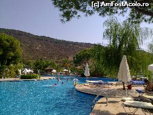 [P19] Onyria Claros Beach - piscina principală » foto by nicole33
 - 
<span class="allrVoted glyphicon glyphicon-heart hidden" id="av552918"></span>
<a class="m-l-10 hidden" id="sv552918" onclick="voting_Foto_DelVot(,552918,2171)" role="button">șterge vot <span class="glyphicon glyphicon-remove"></span></a>
<a id="v9552918" class=" c-red"  onclick="voting_Foto_SetVot(552918)" role="button"><span class="glyphicon glyphicon-heart-empty"></span> <b>LIKE</b> = Votează poza</a> <img class="hidden"  id="f552918W9" src="/imagini/loader.gif" border="0" /><span class="AjErrMes hidden" id="e552918ErM"></span>